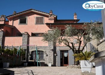 Semi-detached Villa Via del Lavatoio, Bracciano - photo 4