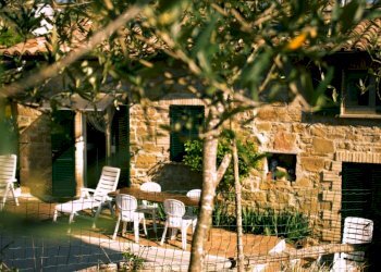 26.jpg - Casale SP252 59, Perugia - foto 27