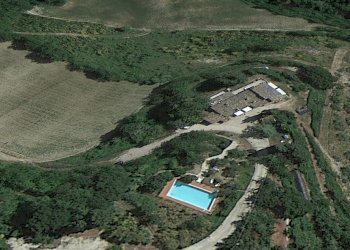 EARTH.jpg - Casale SP252 59, Perugia - foto 1