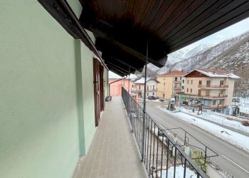 balcone 2 piano - Independent house via Generale Martinat, 6BIS, Perrero - photo 27