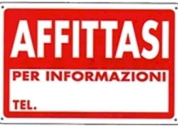 affittasi.jpg - Commercial Premises Carrara - photo 1