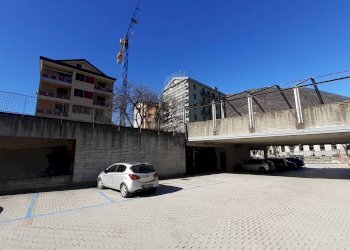 Box via Privata Angelo Moroni, 9, Sondrio - foto 1