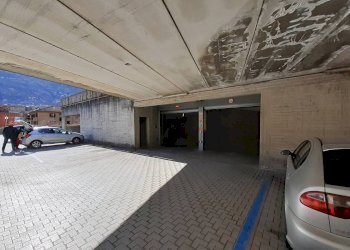 Box via Privata Angelo Moroni, 9, Sondrio - foto 2