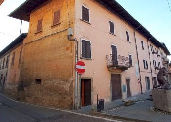 #canovaonline - Casa indipendente piazza Vittorio Veneto, Invorio - foto 3