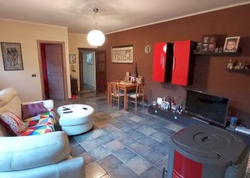 #canovaonline - Casa indipendente piazza Vittorio Veneto, Invorio - foto 5