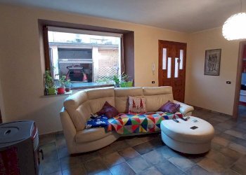 #canovaonline - Casa indipendente piazza Vittorio Veneto, Invorio - foto 6
