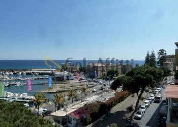 Vista ovest - One-room apartment Via Nino Bixio 87, Sanremo - photo 9