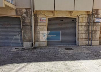 Appartamento Via Ugo Lago  n, Noto - foto 13