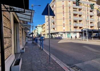 Locale Commerciale CORSO UMBERTO I N., Montesilvano - foto 12