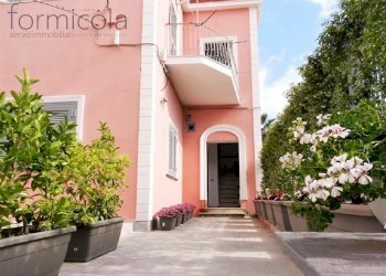 Villa Portici - foto 3