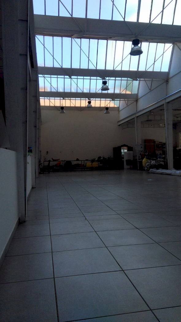 Capannone via Giulio Uberti, Varese - foto 3