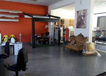 Capannone via Giulio Uberti, Varese - foto 17