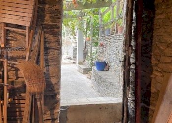 cantina uscita giaarino.jpg - Appartamento Via Novelli, Prelà - foto 21