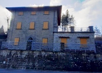 2.jpg - Villa VIA DELLA CONSUMA, Pelago - photo 2