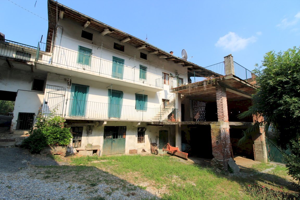 Casa indipendente Salita Porporato, 14, Piasco - foto 2