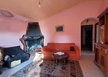 salone.jpg - Casa indipendente Sarzana - foto 4