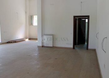 locale - Locale Commerciale Aulla - foto 3