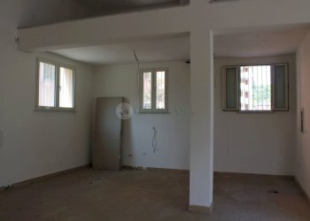 locale - Locale Commerciale Aulla - foto 4