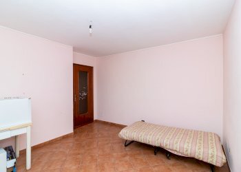 Camera da letto 2 - Semi-detached house Via Bernezzo, 88, Caraglio - photo 14