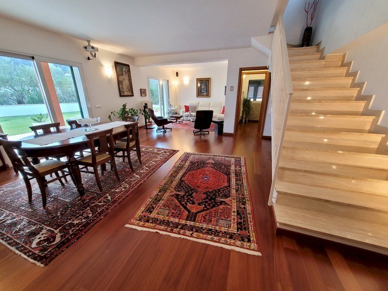 20210120_105825_800x600.jpg - Villa via Neghelli 145, Alassio - photo 3