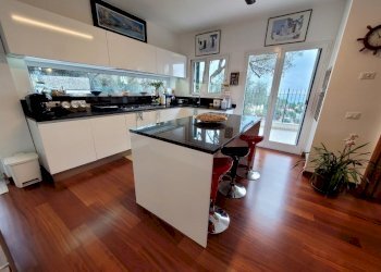 20210120_111145_800x600.jpg - Villa via Neghelli 145, Alassio - foto 26