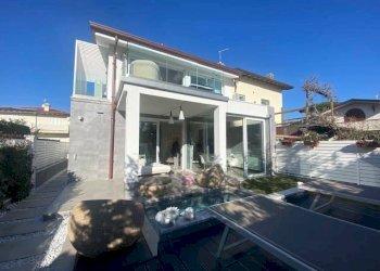 Villa Bifamiliare Via Duca degli abruzzi, Forte dei Marmi - foto 13