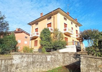 #canovaonline - Villa corso Giuseppe Garibaldi, 184, Gattinara - foto 1