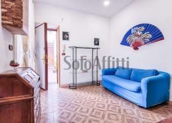 INGRESSO - SALONE - Trilocale Vico Purgatorio Ad Arco, Napoli - foto 4