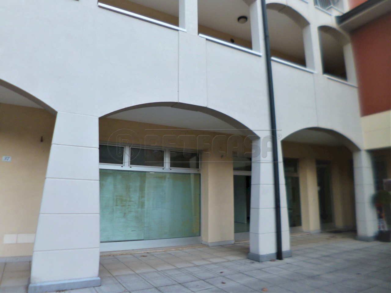 esterno - Locale Commerciale Montorso Vicentino - foto 1