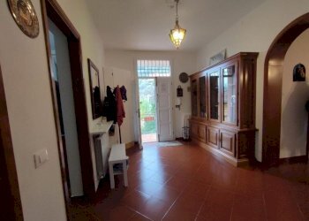 60d237b2ec6aa489501079f5938a0ebd.jpg - Casa indipendente Luni - foto 9