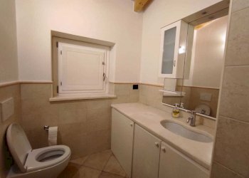 am11.jpg - Porzione di casa Ameglia - foto 11