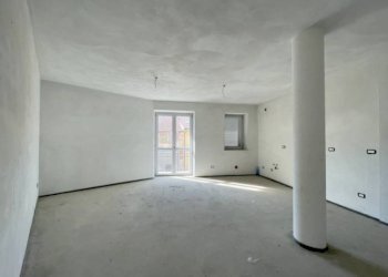 Stanza non arredata - Trilocale via Roma, Beinette - foto 3