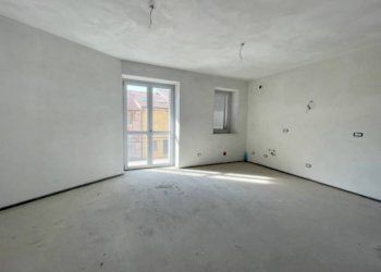 Stanza non arredata - Trilocale via Roma, Beinette - foto 4