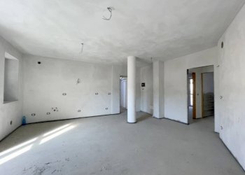 Stanza non arredata - Trilocale via Roma, Beinette - foto 6