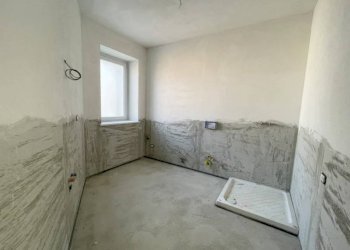 Stanza non arredata - Trilocale via Roma, Beinette - foto 10