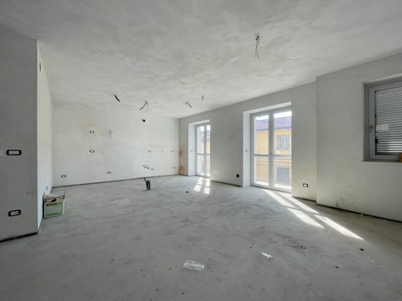 Stanza non arredata - Trilocale via Roma, Beinette - foto 1