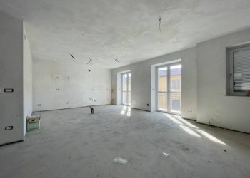 Stanza non arredata - Trilocale via Roma, Beinette - foto 1