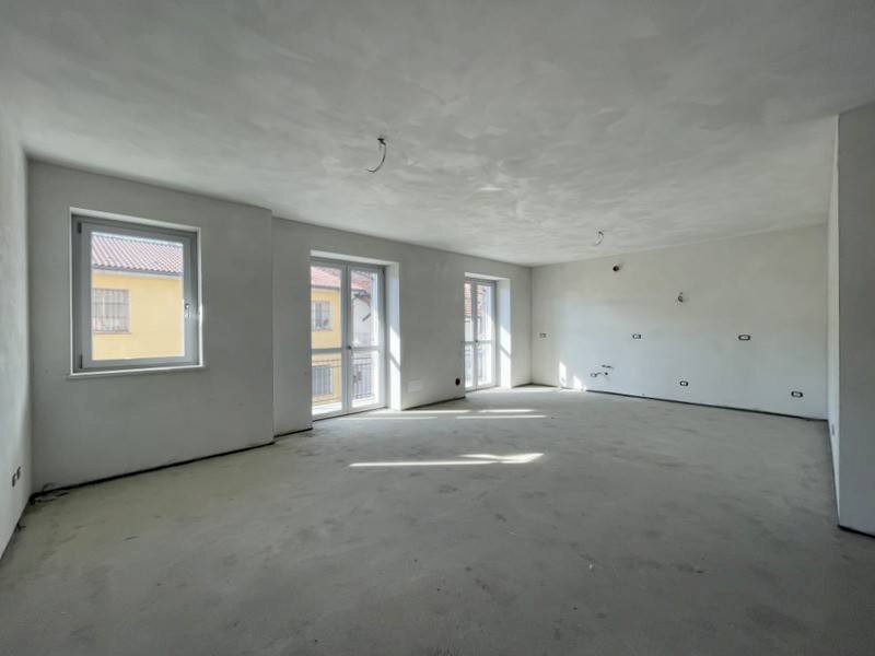 Stanza non arredata - Trilocale via Roma, Beinette - foto 3