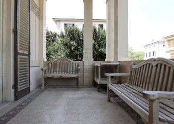 vendesi villa ristrutturata con giardino luccaIMG_ - Villa Lucca - foto 10