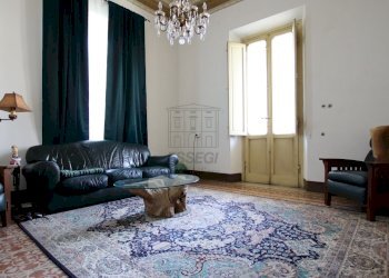 vendesi villa ristrutturata con giardino luccaIMG_ - Villa Lucca - foto 11