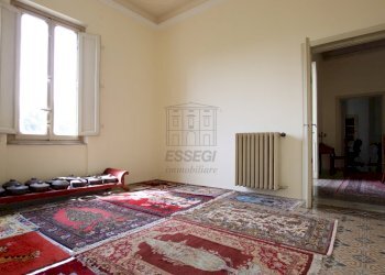 vendesi villa ristrutturata con giardino luccaIMG_ - Villa Lucca - foto 14