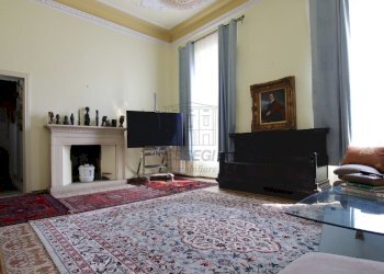 vendesi villa ristrutturata con giardino luccaIMG_ - Villa Lucca - foto 25