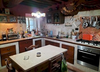 CUCINA 2.jpg - Casale Capannori - photo 14
