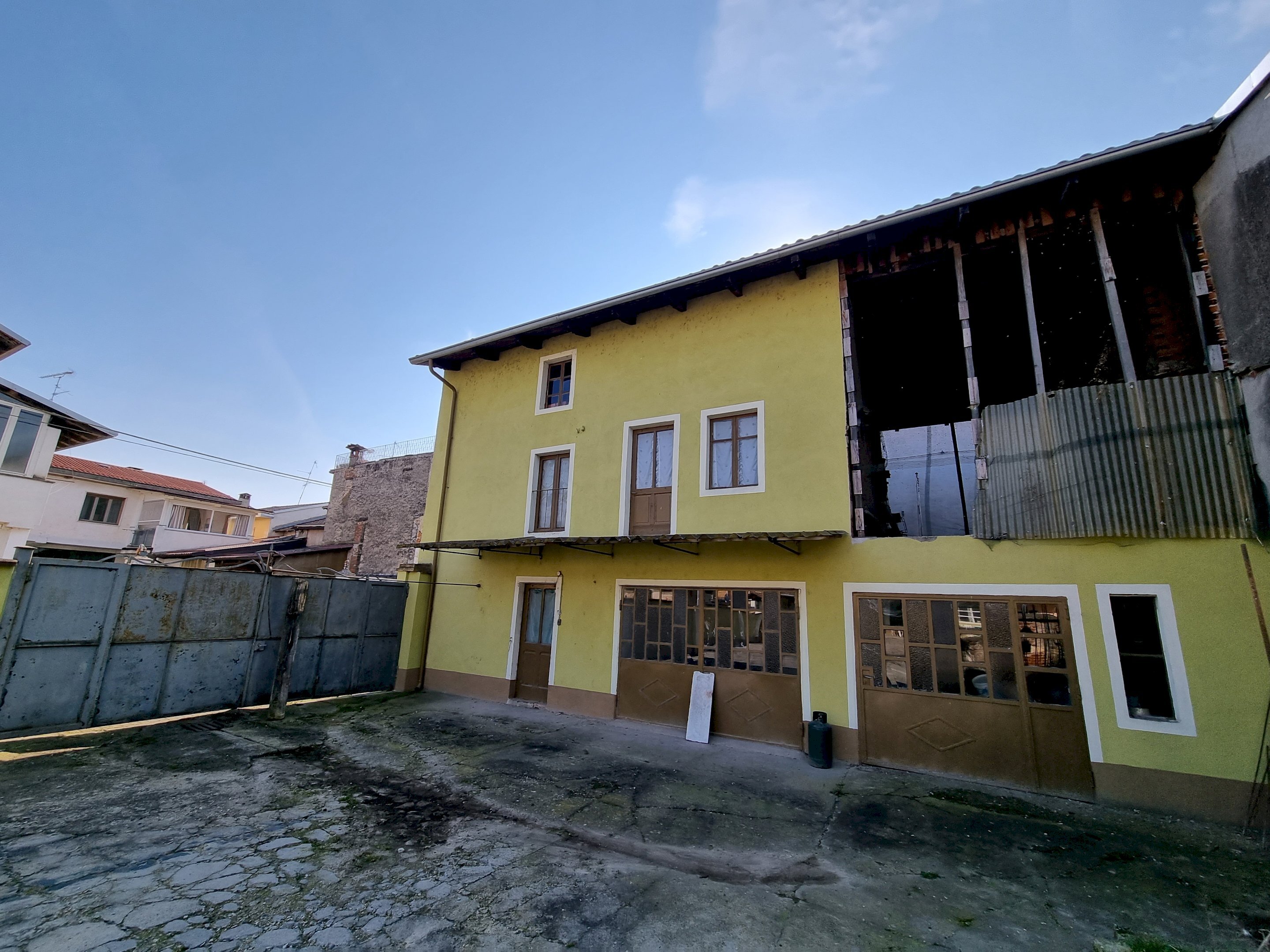 Casa indipendente Corso Italia, 79, Palazzolo Vercellese - foto 2