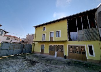 Independent house Corso Italia, 79, Palazzolo Vercellese - photo 2