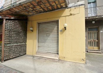 Locale Commerciale Corso Umberto I, Montesilvano - foto 2