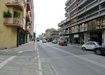 Locale Commerciale Corso Umberto I, Montesilvano - foto 7