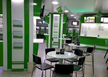 Locale Commerciale via fabio  filzi, Martinsicuro - foto 13