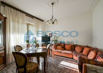 2.jpg - Portion of a house Borgo Mitiliano 97, Vezzano Ligure - photo 1