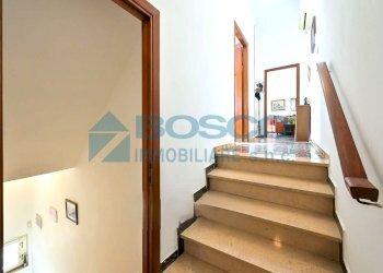 8.jpg - Portion of a house Borgo Mitiliano 97, Vezzano Ligure - photo 21